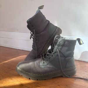 Doc Marten Sz 10 Tarik Utility Boot Gray